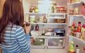 Απίθανο κόλπο! Πώς θα διώξετε τις άσχημες μυρωδιές από το ψυγείο με υλικά που έχετε ήδη στο σπίτι;