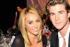 Δείτε που πήγε η Miley Cyrus και ο Liam Hemsworth! [photos]