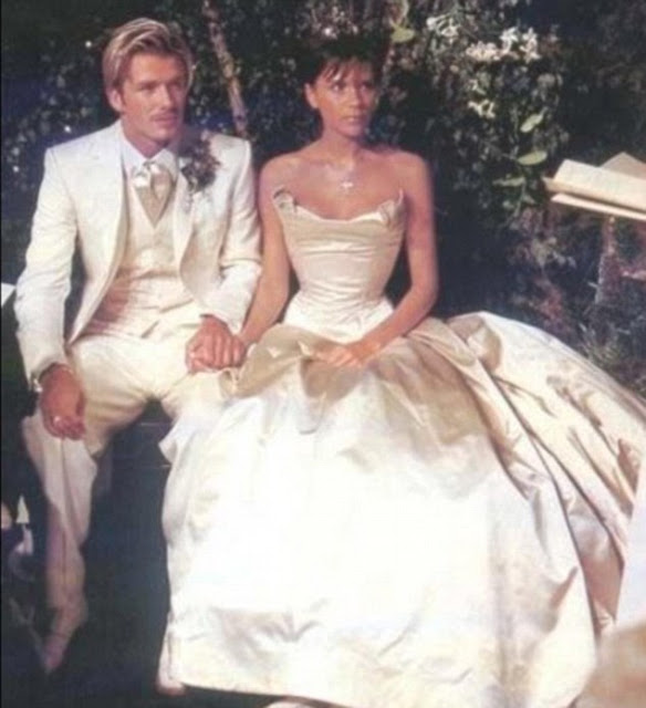 Σαν σήμερα πριν από 17 χρόνια παντρεύτηκαν ο David και η Victoria Beckham - Δείτε φωτογραφίες από το γάμο τους [photos] - Φωτογραφία 3