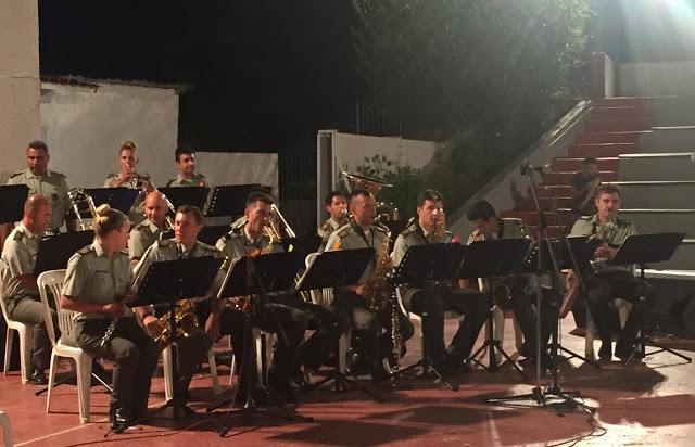 Η ''Big Band'' της Στρατιωτικής Μουσικής Φρουράς Αθηνών στον Δήμο Αχαρνών - Φωτογραφία 3