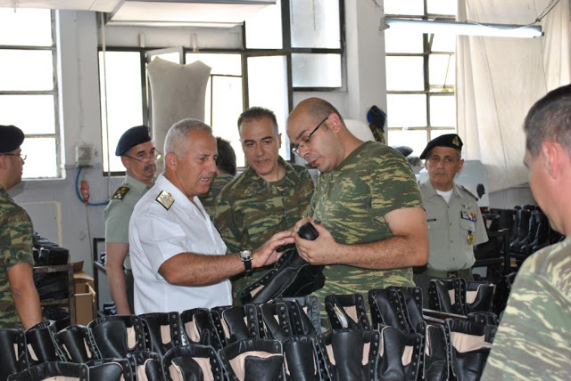Επίσκεψη Αρχηγού ΓΕΕΘΑ στο 700 Στρατιωτικό Εργοστάσιο και στο Χημείο Στρατού - Φωτογραφία 8