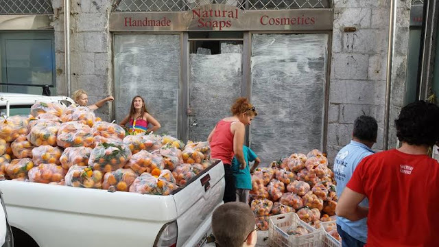 Πέντε τόνους φρούτα στο φιλανθρωπικό πρόγραμμα «Το καλάθι του πτωχού αδελφού» - Φωτογραφία 5