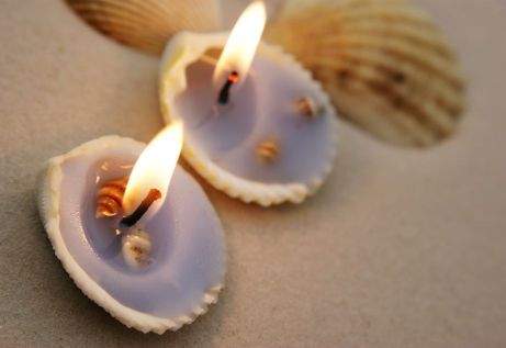 Φτιάξτε τα πιο εύκολα και οικονομικά κεριά με το πιο καλοκαιρινό υλικό - Φωτογραφία 2