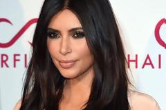 Θα πάθετε πλάκα με τις παντόφλες της Kim Kardashian! [photos]