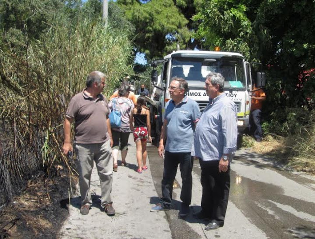 Άμεση αντίδραση του Δήμου Αμαρουσίου στην κατάσβεση της πυρκαγιάς που εκδηλώθηκε σε οικόπεδο στο Πολύδροσο Αμαρουσίου - Φωτογραφία 3