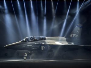 USAF: Νέα φιλοσοφία για τα εκπαιδευτικά, τρέχουν Raytheon-LM - Φωτογραφία 2