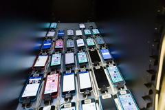 Το Facebook πραγματοποιεί εξαντλητικές δοκιμές σε smartphones του 2000 και άλλες συσκευές