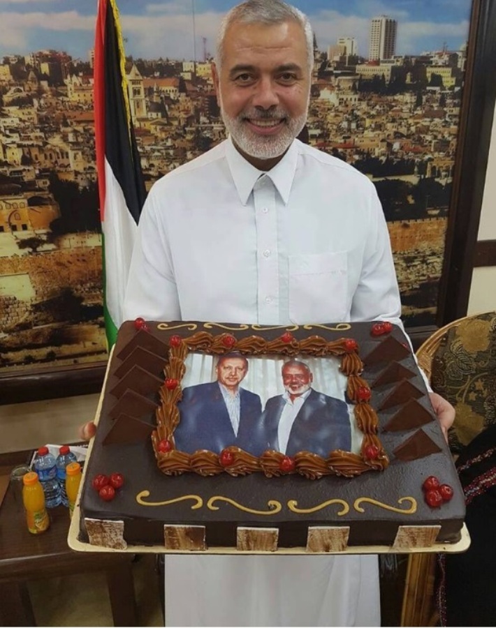 Παλαιστίνιος τρομοκράτης έφτιαξε τούρτα για να γιορτάσει τη νίκη Ερντογάν [photo] - Φωτογραφία 3