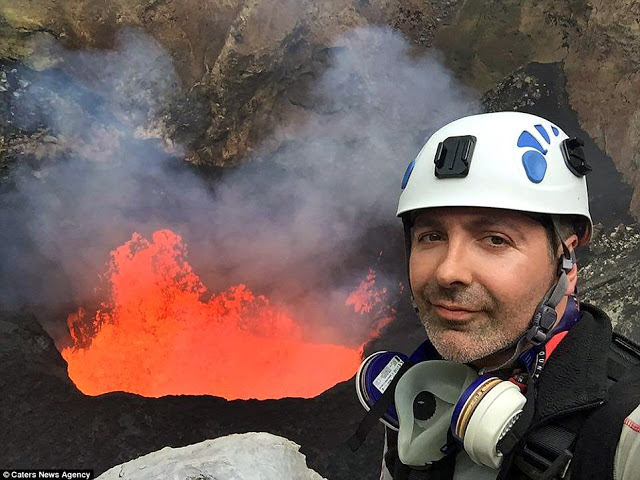 Απίστευτο! Έβαλαν σε κίνδυνο τη ζωή τους για μια... selfie! - Φωτογραφία 11