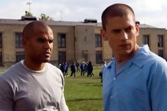 Ο πρωταγωνιστής του «Prison Break» ψηφίζει... Ελλάδα! Δείτε τις διακοπές του στη  Μύκονο [photos]