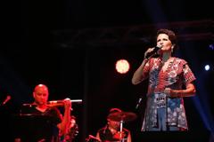 Θρίαμβος στη συναυλία της Άλκηστης Πρωτοψάλτη στην Κηφισιά!