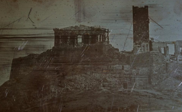ΣΥΓΚΛΟΝΙΣΤΙΚΟ: Η πρώτη εικόνα της Ακρόπολης μετά την Τουρκοκρατία [photo] - Φωτογραφία 2