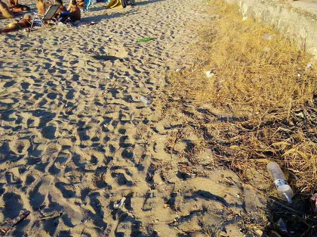 Πευκοχώρι Χαλκιδικής: Η αυθαιρεσία στην παραλία σε όλο της το μεγαλείο [photos] - Φωτογραφία 7