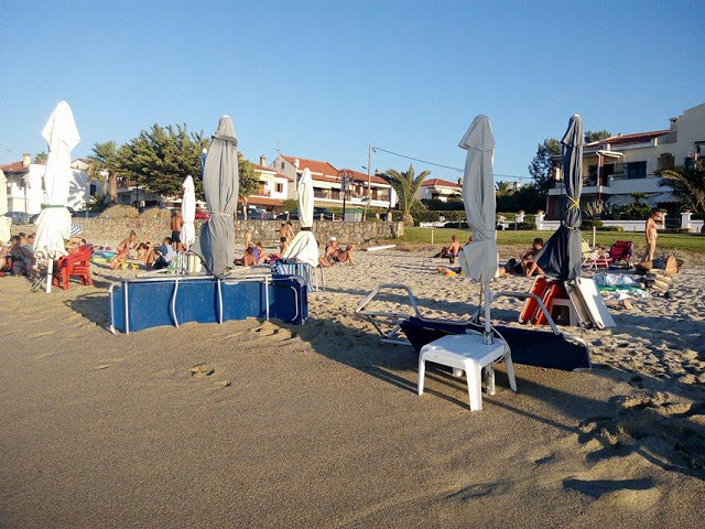 Πευκοχώρι Χαλκιδικής: Η αυθαιρεσία στην παραλία σε όλο της το μεγαλείο [photos] - Φωτογραφία 9