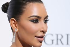 Θα πάθετε πλάκα! Πόσα πήρε η Kim Kardashian για να πάει σε πάρτυ Hamptons και να φωτογραφίζεται με τους καλεσμένους; [photos]