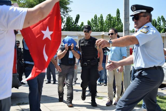 Οι καταθέσεις των 8 Τούρκων αξιωματικών και η τρανσέξουαλ που έκανε άνω κάτω τα δικαστήρια! - Φωτογραφία 4