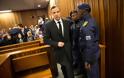 Έφεση κατά της εξαετούς κάθειρξης που επιβλήθηκε στον Όσκαρ Πιστόριους από τη νοτιοαφρικανική εισαγγελία!
