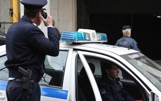 Συνελήφθησαν 17 άτομα μετά από αστυνομική επιχείρηση σε καταυλισμό Ρομά στη Σπάρτη - Φωτογραφία 1