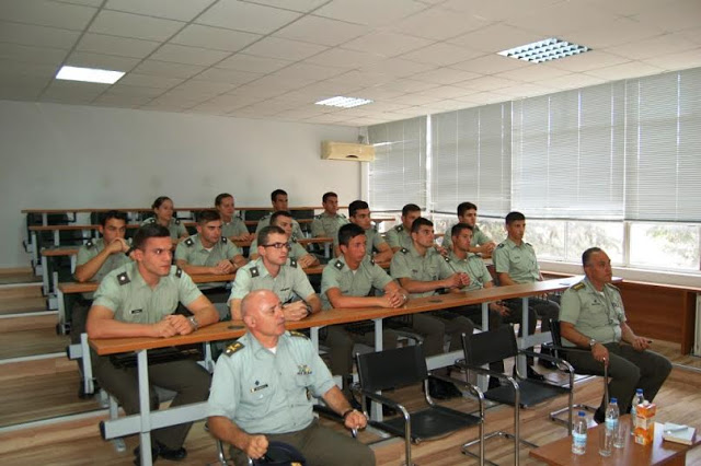 Παρουσίαση Ανθυπολοχαγών στις Σχολές Εφαρμογής Όπλων - Σωμάτων - Φωτογραφία 16