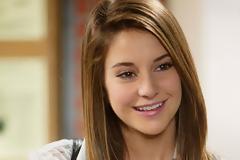 Θα πάθετε πλάκα! Δείτε πώς είναι σήμερα η Shailene Woodley από το Secret Life of a Teenager [photos]
