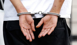 Πέντε αλλοδαποί συνελήφθησαν για πλαστογραφία πιστοποιητικών στο Ηράκλει - Φωτογραφία 1