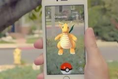 Τρέλα στο Σύνταγμα: Ολοι κυνηγούν τα Pokemon Go - Δείτε τις χαρακτηριστικές εικόνες...