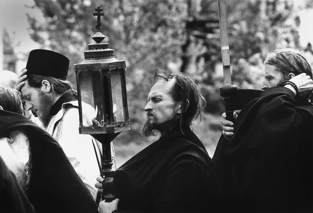 8758 - Στην Ιερά Μονή Αγίου Παντελεήμονος (το 1986), με τον φακό του Zbigniew Kosc - Φωτογραφία 5