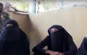 Τζιχαντιστές στη Συρία ντύνονται γυναίκες για να το σκάσουν...