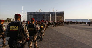 Στο πόδι στρατός και αστυνομία στη Βραζιλία - Φωτογραφία 1