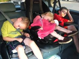 Πώς να μην βαρεθούν τα παιδιά στο ταξίδι με το αυτοκίνητο - Φωτογραφία 1