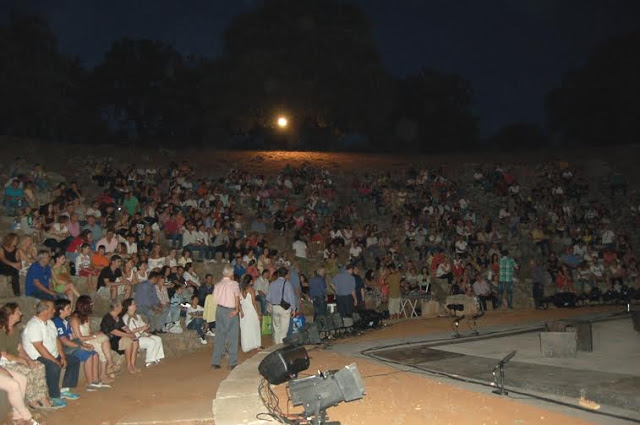 «Πρεμιέρα» του 30ου Φεστιβάλ Αρχαίου Θεάτρου Οινιάδων με «Αντιγόνη» και παράλληλες εκδηλώσεις - Φωτογραφία 4