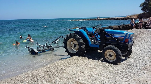Ο γνήσιος Ελληνάρας – Δείτε τι έκανε σε παραλία - Φωτογραφία 2