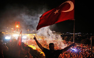 1.112 υπαλλήλους της απομάκρυνε η διεύθυνση θρησκευτικών υποθέσεων της Τουρκίας - Φωτογραφία 1
