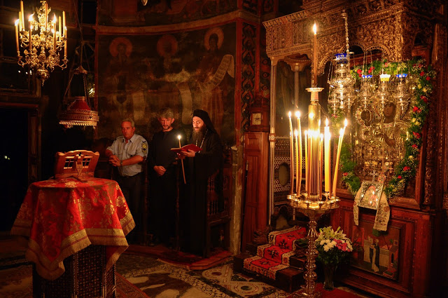 8769 - Φωτογραφίες από τον εορτασμό της Παναγίας Τριχερούσας στο Χιλιανδάρι - Φωτογραφία 4