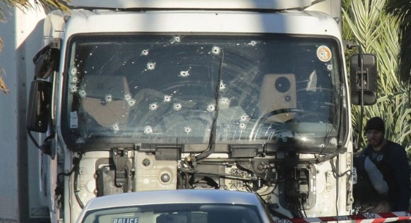Ο χάρτης της ΦΡΙΚΗΣ: 18 τρομοκρατικές επιθέσεις σε 2 χρόνια στην Ευρώπη, 443 νεκροί [photos+video] - Φωτογραφία 4