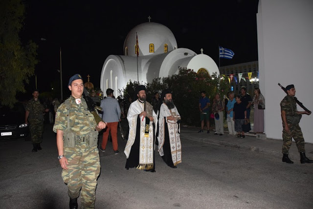 Εορτή του Αγίου Παντελεήμονα στο 401 ΓΣΝΑ - Φωτογραφία 24