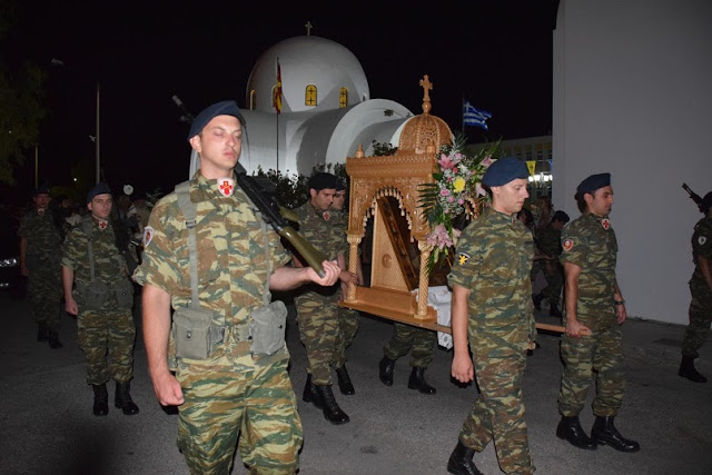 Εορτή του Αγίου Παντελεήμονα στο 401 ΓΣΝΑ - Φωτογραφία 25