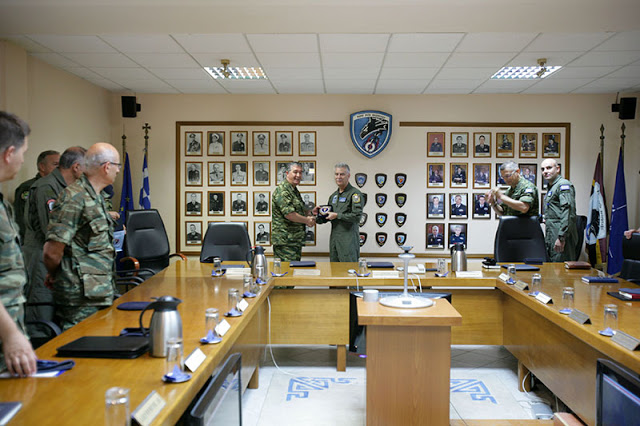 Επίσκεψη Διοικητών 1ης Στρατιάς, Δ΄ΣΣ & Γ΄ΣΣ/NRDC-GR στο ΑΤΑ - Φωτογραφία 3