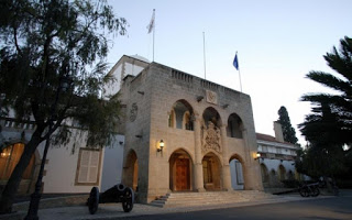 Υπουργικό Κύπρου: Τερματίζεται η αποκοπή του 10% στους ωρομίσθιους κυβερνητικούς υπαλλήλους - Φωτογραφία 1