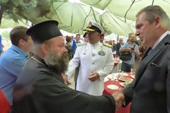 Όταν ο Καμμένος αντάμωσε τον Παπά των …Πεζοναυτών!