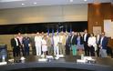 Χαιρετισμός ΑΝΥΕΘΑ Δημήτρη Βίτσα κατά την επίσκεψη στο ΥΠΕΘΑ αντιπροσωπείας της Παγκόσμιας Διακοινοβουλευτικής Ένωσης Ελληνισμού - Φωτογραφία 1