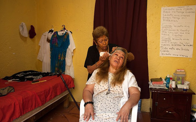 Ένα διαφορετικό κρατικό γηροκομείο στο Μεξικό που προσφέρει ασφάλεια σε ιερόδουλες! - Φωτογραφία 8