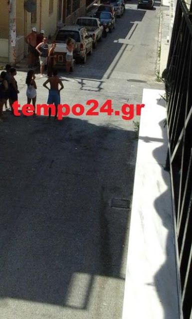 Ντοκουμέντο: Η ώρα της σύλληψης του ηλικιωμένου από την Αγυιά που πυροβόλησε στον αέρα - Φωτογραφία 2