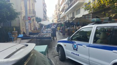 Αιφνιδιαστικοί έλεγχοι στις λαϊκές αγορές της Πάτρας - Φωτογραφία 2