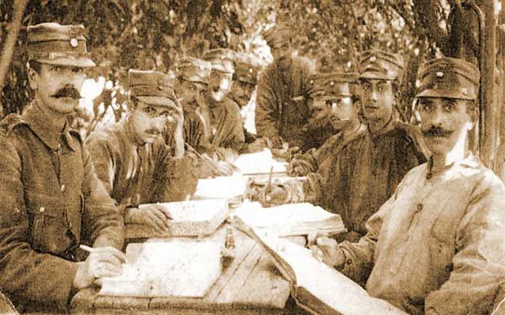 Όταν οι συμμαχικές δυνάμεις αποβίβασαν 3.000 στρατιώτες στο Φάληρο για να πάρουν την Αθήνα - Φωτογραφία 13