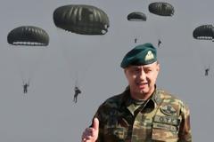 Στρατηγός Μανωλάς: «Μην μασάτε εμείς είμαστε πάντα εδώ!»…Ο Αρχηγός τα λέει όλα!
