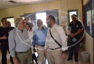 Στις φυλακές Χανίων ο Υπουργός Πολιτισμού συνοδεία του γ.γ. αντεγκληματικής πολιτικής - Φωτογραφία 1