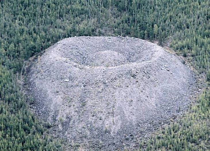 Ένας κρατήρας άγνωστης προέλευσης! [photos] - Φωτογραφία 3