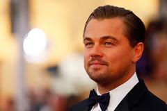 Σε ποιον έκανε φάρσα ο Leonardo DiCaprio στη μέση του δρόμου; [photos]