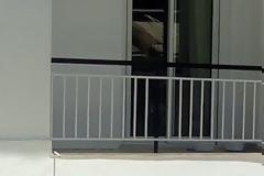 Περιέργη ΕΞΩΠΡΑΓΜΑΤΙΚΗ μορφή, Οφθαλμαπάτη η πολύ ΜΟΝΑΞΙΑ στο Κέντρο της Αθήνας; Για κοιτάξτε καλύτερα...[Εικόνες Ντοκουμέντο]